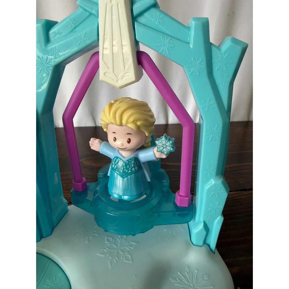 Fisher Price Little People Disney Frozen Elsa Ice Palace Playset Anna Elsa GMN61